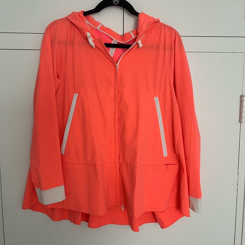Lululemon raincoat